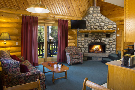Jasper Deluxe Log Chalet for 4 Becker’s Chalets