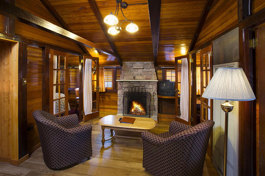Jasper Riverfront Chalet for 4 & 6 Becker’s Chalets